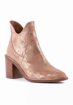 Women's Pretty Little Bird Metallic Boot In Rose Gold Womens Boot Deals Today