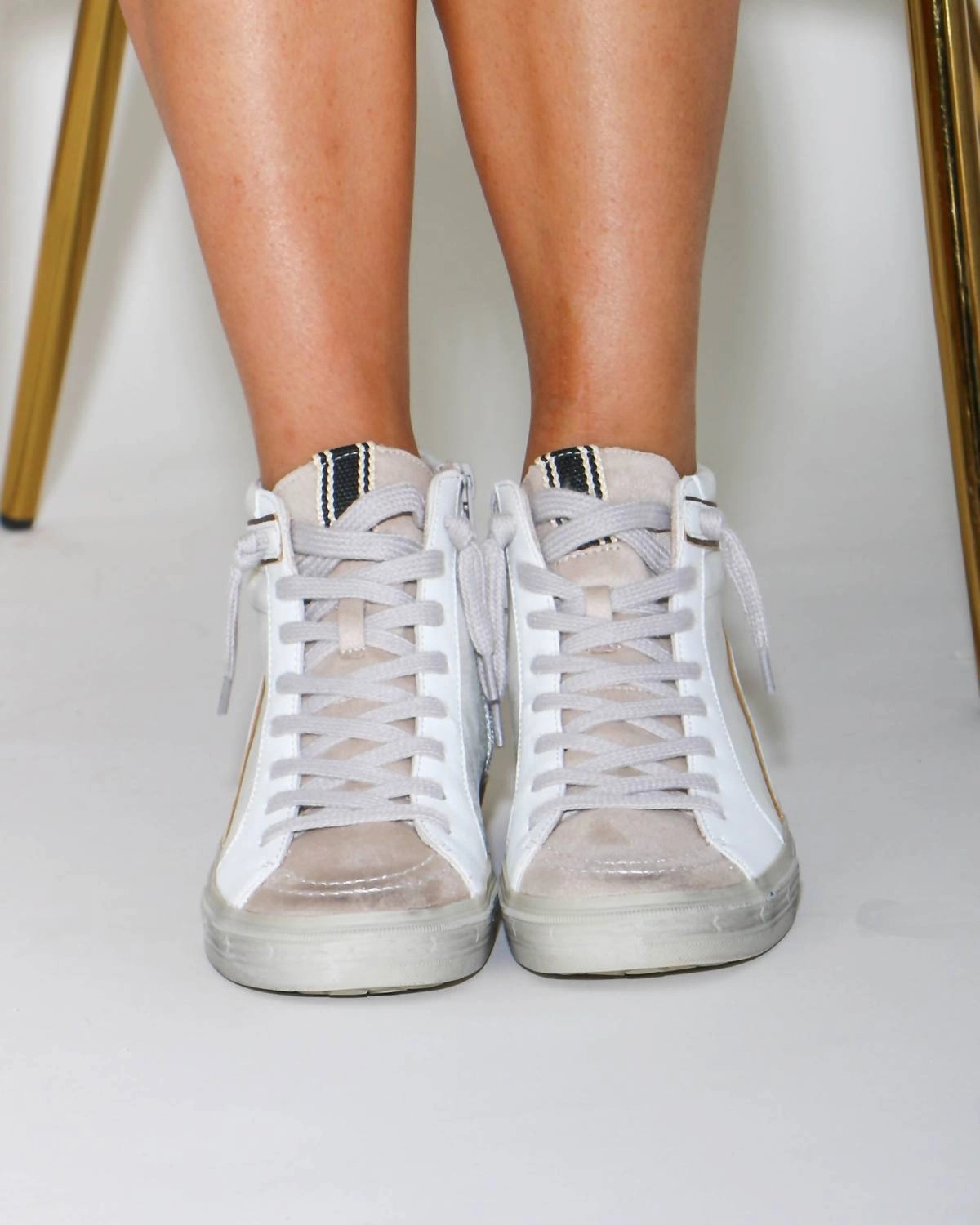 Women's Rooney Sneaker In Light Grey