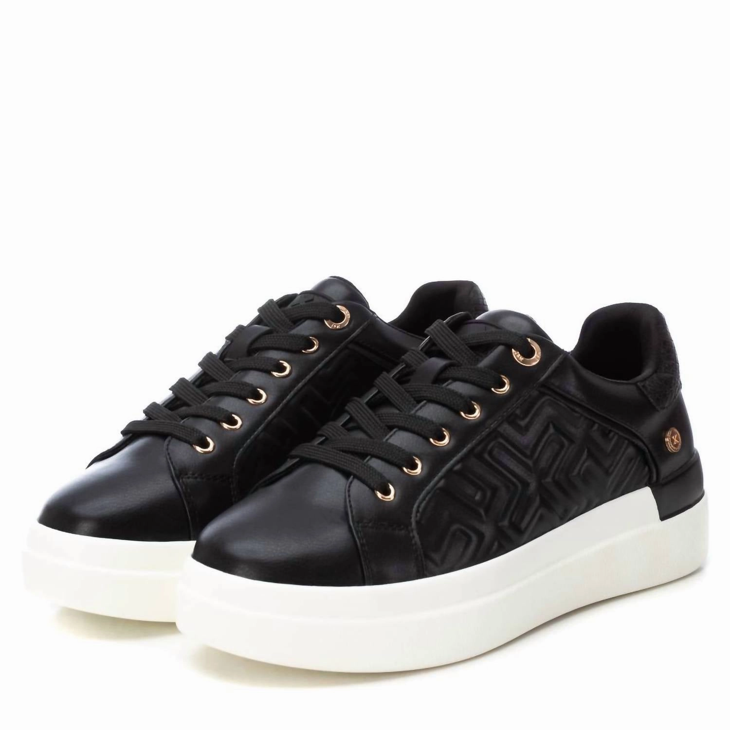 Women's Trainer Sneakers In Black